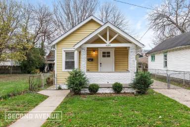 Main picture of 1629 S 30th St