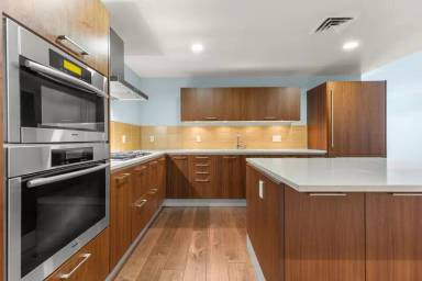 Main picture of 311 NW 12th Ave