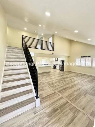 Main picture of 6679 King St