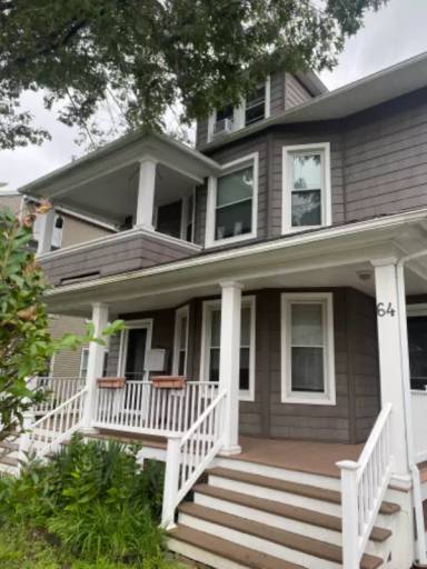 Main picture of 64 Harbor Ave