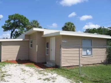 Main picture of 2375 Canal St
