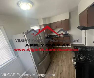 Main picture of 313 W 49th Ave