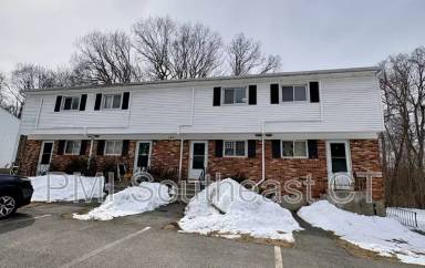 Main picture of 127 Woodland Dr