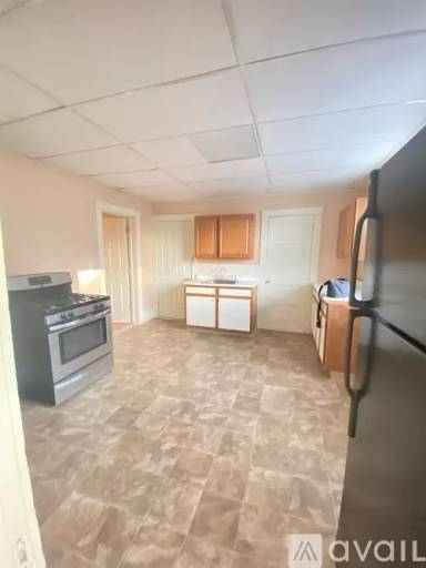Main picture of 17 Stone Ave