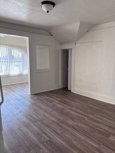 Main picture of 704 W State St