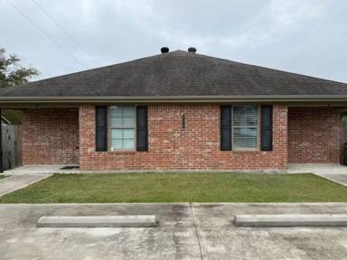 Main picture of 2212 N Malcolm St