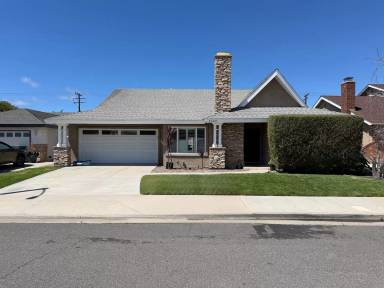 Main picture of 21421 Pinetree Ln