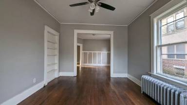 Main picture of 1905 Linden Ave