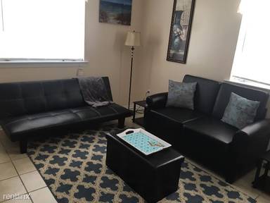 Main picture of 4803 Zenith St