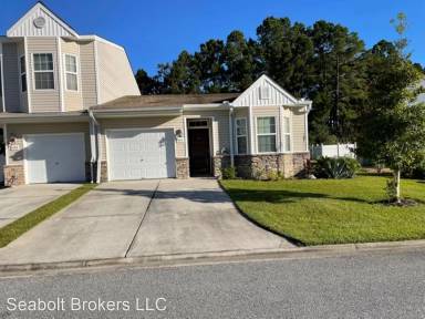 Main picture of 424 Governor Treutlen Cir