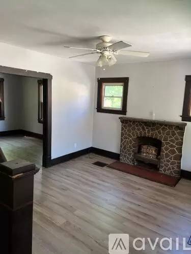 Main picture of 749 Hampshire Ave