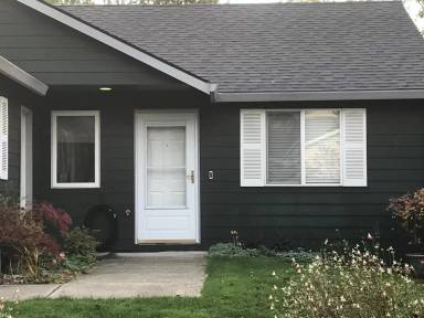 Main picture of 3231 NW Julia St