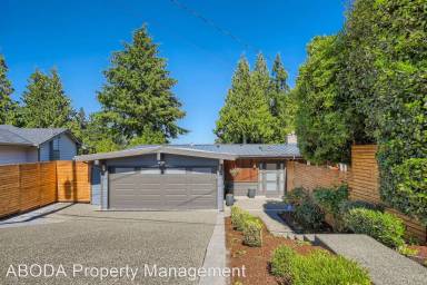 Main picture of 468 168th Ave SE