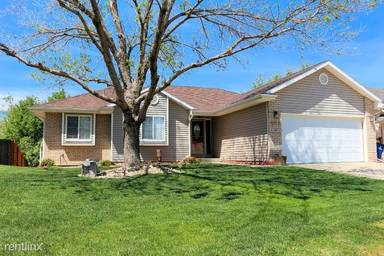 Main picture of 602 Florence Ave