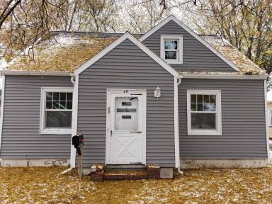 Main picture of 69 Burling Rd