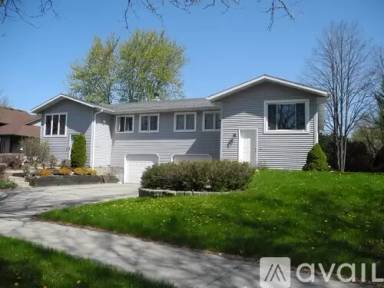 Main picture of 6702 Jacobs Way