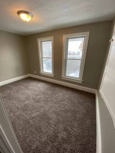Main picture of 456 E Hinman Ave