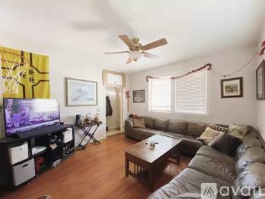Main picture of 632 Quincy St NE