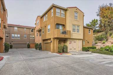 Main picture of 1863 Hazel Ct