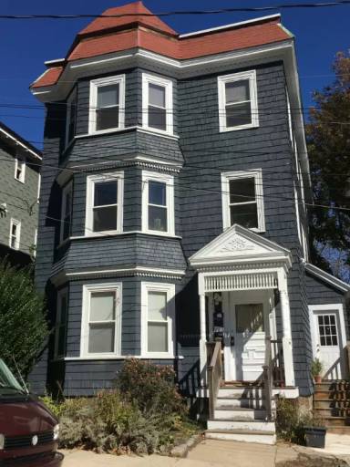 Main picture of 100 Wyman St