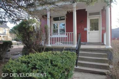 Main picture of 328 Franklin Ave