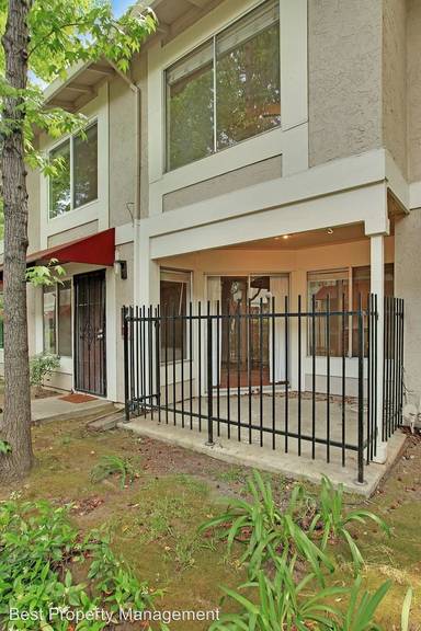Main picture of 25 Muirfield Ct