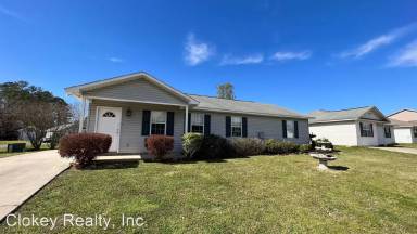Main picture of 104 Cole Ln