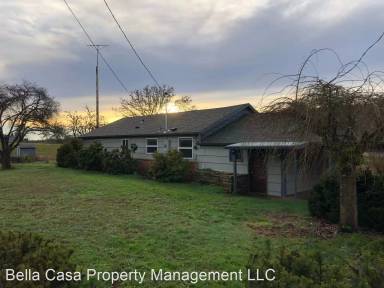 Main picture of 7115 Red Prairie Rd