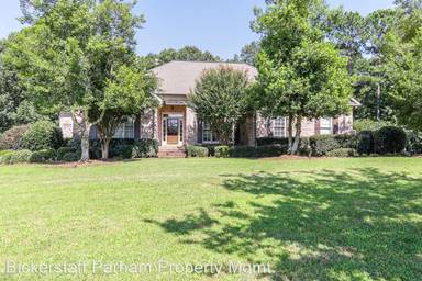 Main picture of 152 Burnt Hickory Way