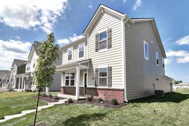 Main picture of 422 Eisenhower St