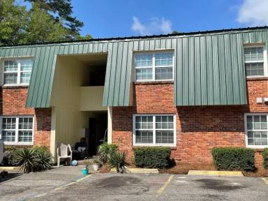 Main picture of 720 E Park Ave
