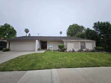 Main picture of 316 Cambridge Dr