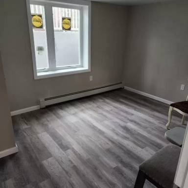 Main picture of 7 Erie St