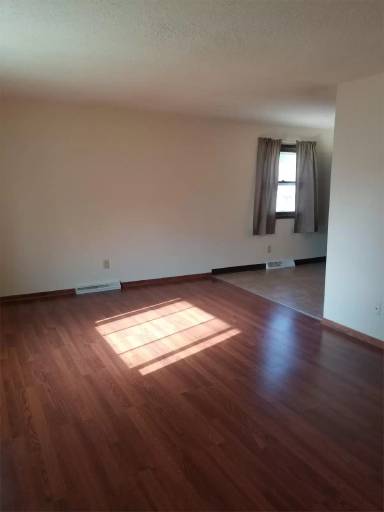 Main picture of 1319 N Blanchard St