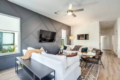 Main picture of 542 Southgate Ave