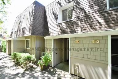 Main picture of 1250 Redwood Blvd