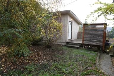 Main picture of 550 W 25th Pl