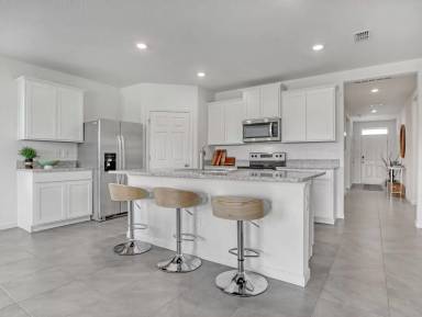 Main picture of 7418 Tourmaline Dr