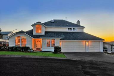 Main picture of 10916 59th Ave W