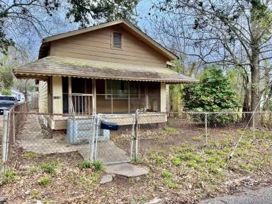 Main picture of 1203 S 18th St