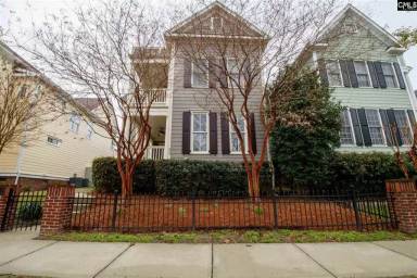 Main picture of 332 Highland Point Dr