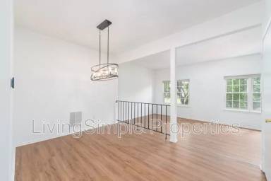 Main picture of 619 Ivy League Ln