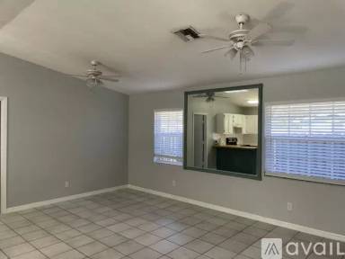 Main picture of 4704 SE Compass Way