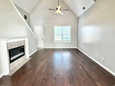 Main picture of 82 Clear Springs Dr