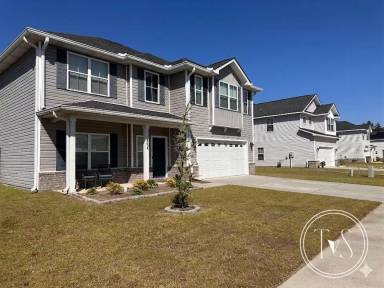 Main picture of 554 Thorp Cir