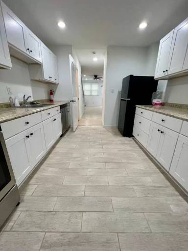 Main picture of 853 Earp St