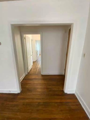 Main picture of 30 Elsmere Blvd