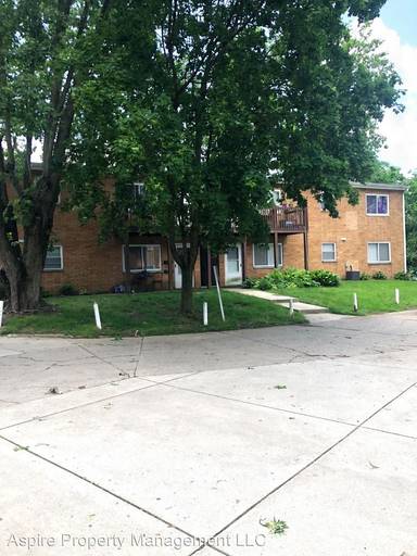 Main picture of 21 Vanderbilt Dr