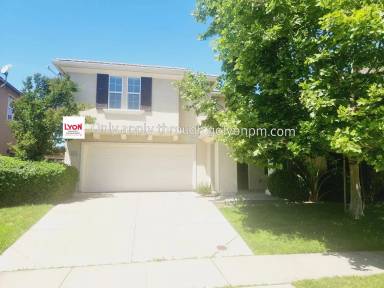 Main picture of 2676 Woodfield Way