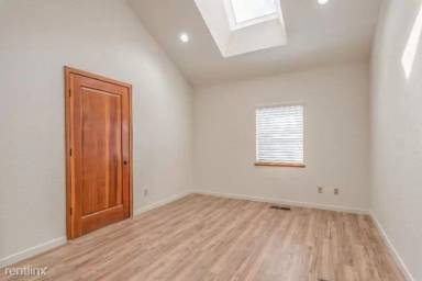Main picture of 3636 Auburn Blvd